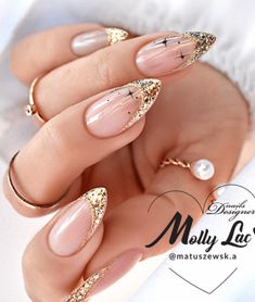 Unghie Sfumate, Her Nails, White Nail, Festival Nails, New Year's Nails, Elegant Nails, Xmas Nails