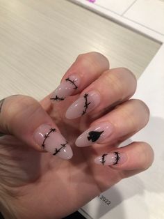 Country Nails Almond Shape, Simple Western Nails Almond, Rustic Nails Acrylic, Almond Nails Designs Western, Almond Nails Western, Rodeo Nail Ideas, Almond Western Nails, Yallternative Nails, Baddie Nails Almond