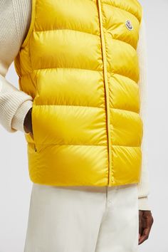 Imagined as a part of a luxurious city uniform, the Serot down vest features a streamlined design with a knit collar. The puffer vest is crafted from micro ripstop - a highly resistant, yet lightweight fabric with down-proof and water-repellent properties. Luxurious City, Personalized Jacket, Summer Gifts, Cardigan Shirt, Outerwear Outfit, Down Vest, Ski Pants, Shell Jacket, Dog Coats