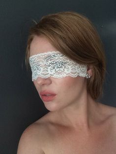 White Lace Mask - White Lace Blindfold - Masquerade White Mask - Halloween White Lace Mask - 50 Shad White Mask Halloween, White Lace Mask, Lace Blindfold, Lace Eye Mask, Lace Face Mask, Mask Aesthetic, Mask White, Lace Mask, White Mask