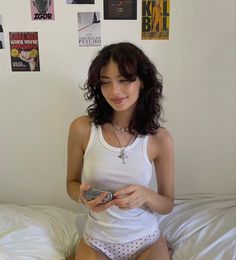 Shoulder Length Hair Styles Curly, Short Curly Hair And Bangs, Short Layered Hair Curly, 90s Short Curly Hair, 90s Short Hair Curly, Short Hair With Bangs Curly, Short Bangs Curly Hair, Wavy Haircuts With Bangs, Curly Haircut Inspiration