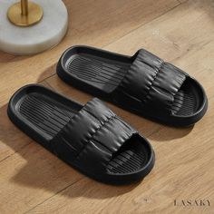 Lasaky - Cool Indoor Slippers with Anti-Slip and Noise Reduction Features for Bathroom and Home Use Elegant Slippers, Shower Sandals, Shower Slippers, Beach Shower, Basic Heels, Indoor Slippers, Beach Casual, Casual Slippers, Platform Slippers