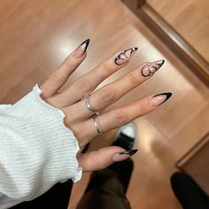 Butterfly nails 🦋 #nails #butterflynails Nails Inspo Butterfly, Nail Inspo Butterfly, Simple Butterfly Nails, Black Butterfly Nails, Spooky Nails, Purple Acrylic Nails, Butterfly Nails, Elegant Nail Art, Simple Butterfly