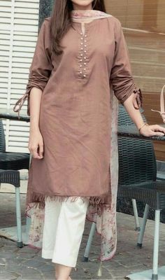 Dresses Design Ideas, Style Outfits Summer, Summer Vibes Aesthetic, Simple Dress Casual, Stylish Kurtis Design, Long Kurti