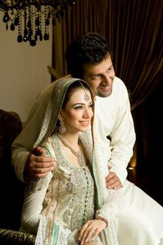 Pakistani top model and actress TOOBA SIDDIQUI got married with a Handsome Guy:) look at pictures........ .   Pakistani top mode... Bridal Sari, Celebrity Bride, Pakistan Fashion, Desi Wedding, South Asian Wedding, Indian Weddings