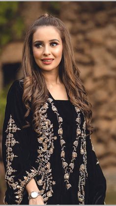 Pakistani Dresses 2023, New Embroidery Designs Suits, Valvet Suits, Valvet Dress, Dress Designs For Stitching, Embroidered Suits, Black Velvet Blouse, Suits Black, Pakistan Dress