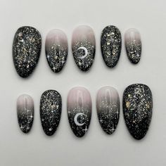 Winter Solstice Nails Art Designs, Night Court Nails, Moon And Stars Nail Art, Moon Nails Design, Acotar Nails, Night Sky Nails, Nail Art Noel