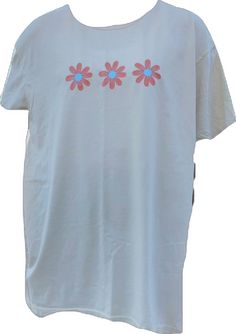 Point Pleasant Beach, Minimalist Flower, T Shirt Aesthetic, Minimalist Flowers, Yellow T Shirt, T Shirt Photo, Comfort Colors Tee, Aesthetic Summer, Graphic Tees Women