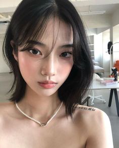 Cute Makeup Looks, Uzzlang Girl, Short Hairstyle, Asian Makeup, Girls Makeup, Pretty Makeup, Cute Makeup, Girl Face