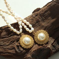 Style: Female Material: Titanium Steel, Freshwater Pearl, Imitation Pearl Pearl Type: Cultured, Uncultured Pearl Color: White Pearl Shape: Irregular, Round Necklace Length: 40+5cm Pendant Length: 2.4cm Gold Alloy Jewelry With Pearl Charm, Metal Pearl Charm Necklace, Alloy Long Necklace For Jewelry Making, Gold Alloy Jewelry With Pearl Pendant, Metal Pearl Drop Necklace, Wedding Round Alloy Necklace, Elegant Metal Necklace With Oval Pendant, Elegant Oval Pendant Metal Necklace, Elegant Handmade Alloy Necklaces