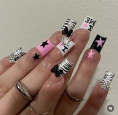 Dinner Nails, Blk Nails, Nail Designs Y2k, Ethereal Nails, Signature Nails, Designs Y2k, Army Nails, Black Acrylic Nail Designs, Classic Nail Designs