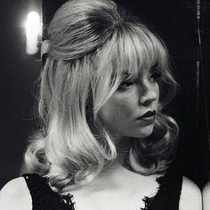 60s Bangs, Look Disco, Anya Joy, 50s Hairstyles, 60s Hair, Bridget Jones, Anya Taylor Joy, Jane Birkin, Sophia Loren