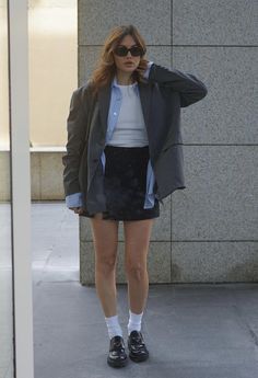 Look Adidas, Looks Pinterest, Skandinavian Fashion, Neue Outfits, 2022 Fashion, Mode Inspo, Blazer Outfits, Mode Vintage