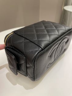 Chanel Polly Pocket Multi Pocket Vanity Case BagBlack Caviar GHWMirror interiorSize 16 x 10 x 8 cmChain drop 56 cmMicrochip StickerJuly 2023New with sealIncludes full set box, dust bag and receiptPrice now 5400 sgd 3990 usd CN5507-03 Designer Formal Cosmetic Bag Rectangular, Designer Formal Rectangular Cosmetic Bag, Luxury Rectangular Cosmetic Bag With Removable Pouch, Designer Black Top Handle Pouch, Luxury Rectangular Cosmetic Bag For Formal Use, Luxury Rectangular Cosmetic Bag For Formal Occasions, Luxury Rectangular Cosmetic Bag, Luxury Formal Rectangular Cosmetic Bag, Luxury Black Top Handle Pouch