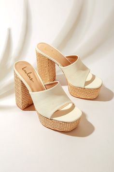 Shoes Design Ideas, Sandals Design, Trendy High Heels, Platform Slide Sandals, Girls Winter Boots, Shoes Design, Platform Espadrilles, Sandal Heels, Platform Slides