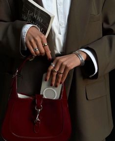 Paris Chic, Aesthetic Women, Autumn Aesthetic, 가을 패션, Red Aesthetic, Old Money, Classy Outfits, Miu Miu, Aesthetic Pictures