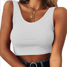 New Without Tags! I Tried It On And It’s Way To Small On My! Measurements Are On Last Pic! White Scoop Neck Tank Top Casual, Simple Scoop Neck Tops For Summer, Casual White Scoop Neck Top, Basic White Crop Top, Muscle Shirt, Wear Crop Top, Muscle Shirts, Pink Crop Top, Brandy Melville Tops