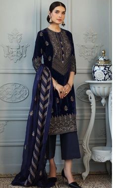 Velvet Dress Designs in Pakistan in Best fabric embroidered velvet dresses Velvet Dupatta, Pink Shawl, Wedding Casual, Suit Blue