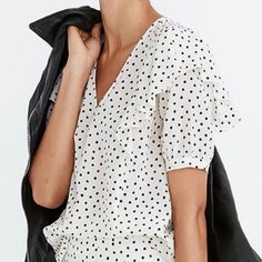 Nwt Madewell Blouse Size Small. Off White W/Black Polkadots Polka Dot Short Sleeve Blouse For Day Out, Polka Dot V-neck Blouse For Day Out, Chic V-neck Polka Dot Blouse, Madewell Whisper Cotton V-neck, Madewell Top, Madewell, Polka Dots, Top Blouse, Blouses