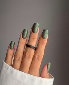 Khaki Nails, Olive Green Nails, Sage Green Nails, Classy Almond Nails, Olive Nails, Sophisticated Manicure, Navy Blue Nails, Green Nail Art, Green Nail Designs