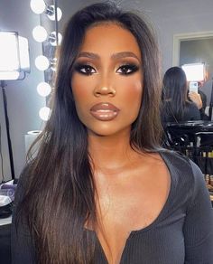 Clean Beauty Black Women, Smokey Eye On Brown Skin, Birthday Makeup Glam Smokey Eye, Makeup For Interview, Rich Makeup Looks, Smokey Eye Black Women, Soft Glam Makeup Black Women Dark Skin, Smokey Eye Makeup Black Women, Bridal Makeup For Black Women