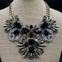 This Beautiful Antique Gold Plated Statement Necklace Is A Showstopper! Never Worn, Used For Display At One Event. 16” Plus 2” Extender. Adorned With Crystals Perfect For That Formal Gown That Needs An Extra “Something” Or With Jeans And A Tshirt For The Bold Fashionista. Formal Black Jeweled Necklaces, Formal Black Jeweled Necklace, Elegant Black Jeweled Necklaces, Black Jeweled Necklace For Evening, Evening Black Necklace With Jewels, Gala Jewelry, Chloe Isabel Jewelry, Formal Gown, Creative Jewelry