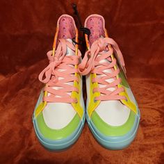 A New Pair Of Dc Comics Wonder Woman 1984 (Ww84) Bright Neon High Top Sneakers Size 7 Dc Sneakers, Wonder Woman Shoes, High Top Tennis Shoes, Leopard Print Sneakers, Womens Tennis Shoes, Print Sneakers, Womens Tennis, Orange Fashion, Training Shoes