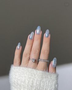 Icy Blue Nails Winter, Icy Nails, Blue Christmas Nails, Snow Nails, Winter Nail Designs, Winter Nail, Sparkly Nails