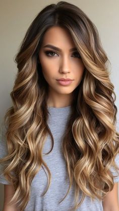 Different Types Of Hair Colors, Textured Layered Hair, Highlight Hair Ideas, Balayage Hair Brown, Caramel Highlights On Brown Hair, Brown Hair Highlights, Brown Balayage Hair, Loose Beachy Waves, Highlights On Brown Hair