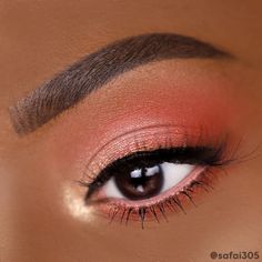 Rodeo Makeup, Coral Eye Makeup, Orange Eyeshadow Looks, Peach Eye Makeup, Coral Eyeshadow, Spring Eye Makeup, Make Up Color, Coral Makeup, Peachy Eyeshadow