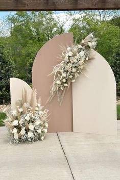 Modern boho wedding ceremony design inspiration. Tan and nude wedding ceremony backdrop. Custom wedding backdrop. Boho wedding flower ceremony. Dried wedding flowers. Modern dried wedding floral arrangement. Wedding ceremony inspiration. Nude Pink Backdrop, Wedding Arches Backdrop, Half Arch Wedding Backdrop, Arch Photo Backdrop Wedding, Neutral Arch Backdrop, Beige Wedding Backdrop, Neutral Wedding Backdrop, Wood Backdrop With Flowers, Arch Backdrop With Flowers