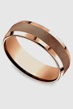 men's wedding band in rose gold with mesh design on the outside and inside