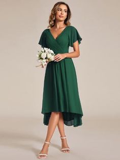 Perfect for a romantic garden wedding, this chic V neck high-low wedding guest dress is a delightful choice. The ruffled sleeves and pleated chiffon material add a touch of elegance, creating a whimsical look that's bound to impress. Mog Dresses, Midi Wedding Guest Dress, High Low Bridesmaid Dresses, Gown Plus Size, Plus Size Gowns, Pleated Chiffon, Ever Pretty, Infinity Dress, Maternity Gowns