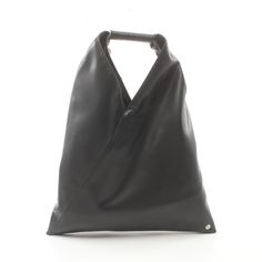 Used Mm6 Maison Margiela Mm6 Japanese Tote Bag Leather Faux Women's Black S54wd0043p4313t8013 (Sku: Gzl14930) === General === Brand : Mm6 Maison Margiela === Design === Type : Tote Bag Material : Leather Color : Black Gender : Women === Size === Size (Hxwxd) : 26.5cm X 34cm X 1.5cm / 10.43'' X 13.38'' X 0.59'' === Included Items === Accessories : Dust Bag Accessories Notice : Before Purchasing, Please Refer To The Images Of The Accessories Included With The Item. === Condition === Condition : Ne Modern Satchel With Magnetic Closure For On-the-go, Modern Black Clutch Bag, Black Faux Leather Clutch Bag, Modern Black Hobo Bag, Modern Black Leather Hobo Bag, Leather Handle Clutch For Shopping, Black Clutch Bag For Shopping, Modern Soft Leather Pouch Bag, Modern Black Shoulder Bag With Removable Pouch