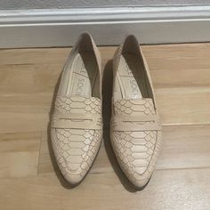 New, Recommended For People With Narrower Feet. Although In Size 7.5, Feels Like 7 Sole Society, Loafers, Size 7, Women Shoes, Cream, Women Shopping, Color