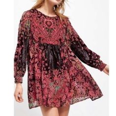 Excellent Pre Owned Condition No Flaws Size Small Materials Stated In Pictures Velvet Mini Dress, Mini Velvet Dress, Mirror Mirror, Dress Small, Free People Dresses, Free People Dress, Free People, Velvet, Mini Dress