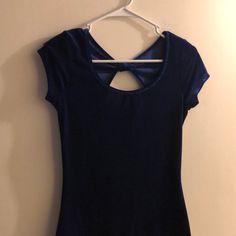 Never Worn Size Small Non-Smoking Home Key Hole Open Back Wet Seal Outfits, Blue Velvet Top, Holiday Blues, Velvet Top, Velvet Tops, Key Hole, Wet Seal, Blue Velvet, Fancy Dresses