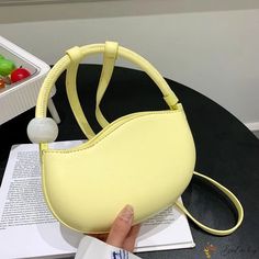 Bird in Bag - Pea bag bag female crossbody bag new design popular fashion hand carry handbag Street Trends, Popular Fashion, Sewing Thread, Bird In Bag, Bag Bag, News Design, Saddle Bags, New Design, Carry On