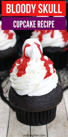 Bloody Cupcake Recipe | Skully Cupcake Recipe | Halloween Baking Ideas | Halloween Cupcakes | Halloween Party Food | Halloween Recipes | #halloween #skull #cupcake #creepy #recipe Bakesale Ideas, Halloween Treats Easy, Cupcake Recipe, Halloween Snacks, Theme Halloween, Halloween Cupcakes, Halloween Cakes, Halloween Recipes