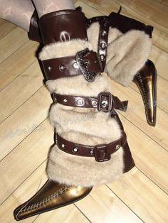 Fur Belt Buckles Knee High Boots Vintage Genuine Leather Slip-On Pointed Toe Fashion Luxury Elegant Fur Belt, Leather Boots Heels, Boots Vintage, Shoes Too Big, Fashion Articles, Warm Boots, Fur Boots