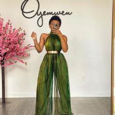 Brand New Oyemen “Forbidden Garden” Wide Leg Jumpsuit In Size 2x New With Tags Fully Lined Wide Leg Jumpsuit Open Back With Halter Neck Inseam: 34 Inches Gold Belt Included! Plus Size Fashionista, Formal Jumpsuit, Tulle Sleeves, Jumpsuit With Sleeves, Wide Leg Jumpsuit, Formal Dresses Long, Emerald, Ready To Wear, Wide Leg