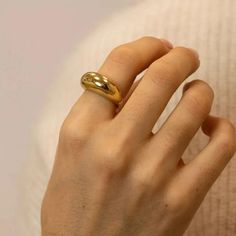 All Silver items will be shipped via standard shipping and will be delivered in 2 to 3 weeks after the shipment. All gold items will be shipped via express shipping and will be delivered in 5 to 10 days after the shipment. 14K Gold Dome Ring, Chunky Statement Ring, Minimalist Crescent Dome Ring, Gold Plated Sterling Silver Dome Band, Thick Dome Ring, Bold Ring  ❖ Details  ◽ Made to Order  ◽ Gold Karat : 10K, 14k, 18k & (Available in Silver)  ◽ Available in Rose Gold, Yellow Gold, White Gold  ❖ Processing   All items in our shop are made to order, handmade, no stock with utmost care. Please allow up to 3-4 weeks for your piece to be crafted.  ❖ Rush order    You can upgrade the process time to 10 days (excluding weekends and holidays). Please leave your needed arrival date in notes to ensur Gold Dome Ring, Urban Jewelry, Gold Rings Simple, Bold Rings, Bow Ring, Dome Ring, Geometric Ring, Chunky Rings, Waterproof Jewelry