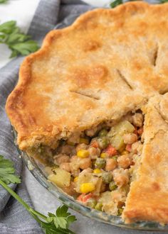 a vegetable pot pie with vegetables and chickpeas