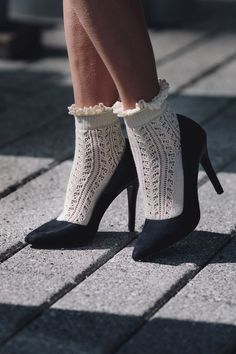 Heels With Socks Aesthetic, Socks In Heels, Frilly Socks And Heels, Heels With Socks Outfit, Heels With Socks, White Frilly Socks, All Black Outfits For Women, Heels And Socks, Socks Outfit