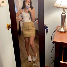 Size 00 High Waisted Tan Corduroy Zip Up Skirt. Never Worn, Just A Little Too Tight For Me. Pairs Super Cute With A White Tank And Sneakers! White Tank, Hollister, Zip Ups, Womens Skirt, Tights, Super Cute, High Waisted, Skirt, Sneakers