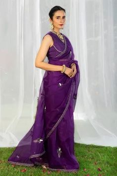 Shop for Priyal Bhardwaj Purple Organza Saree With Silk Blouse for Women Online at Aza Fashions Formal Organza Pre-draped Saree For Diwali, Formal Organza Choli With Resham Embroidery, Formal Organza Choli With Dupatta, Formal Pre-draped Chanderi Saree With Resham Embroidery, Formal Festive Organza Choli, Festive Formal Organza Choli, Formal Organza Pre-draped Saree With Cutdana, Bollywood Style Formal Organza Pre-draped Saree, Formal Organza Pre-draped Saree With Zari Work