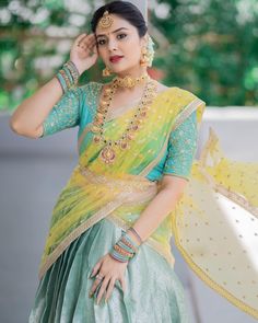 Sree Mukhi, Green Lehenga Choli, Dresses Diy, Girls Dresses Diy, Social Quotes, Green Lehenga, Saree Navel, Traditional Saree