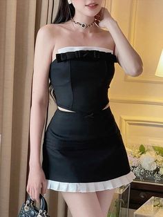 40571394195542|40571394228310|40571394261078 Ruffle Skirt Outfits, Black Crop Top Skirt, Ruffle Skirt Outfit, Women Silhouette, Two Piece Sets Summer, Skirt Streetwear, Patchwork Skirt, Sleeveless Dresses, Crop Top Skirt