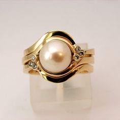 Pearl Rings In Gold For Women, Pearl Rings In Gold, Pearl Ring Design, Aquamarine Gold Ring, Gold Ring Design, Rings In Gold, Silver Pearl Ring, Pearl Jewelry Design