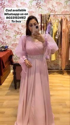 Indowestern Party Wear, Gawon Design For Party, Gawon Design For Wedding, One Piece Dress For Wedding, Indowestern Gown Party Wear, Gown Designs Western, Western Gowns Party Wear Designer, Indowestern Dresses For Women, Gawon Design